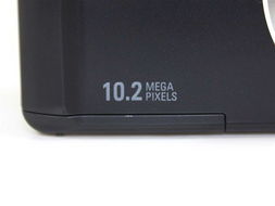 三星ES15数码相机 定格精彩瞬间的入门级便携之选